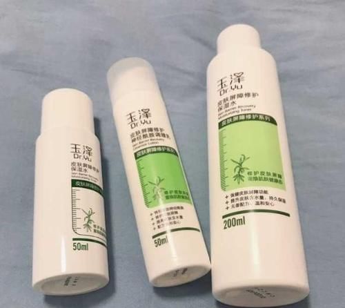 保湿|水乳什么牌子好？水乳“红黑榜”大pk，到底谁才是真正的赢家？