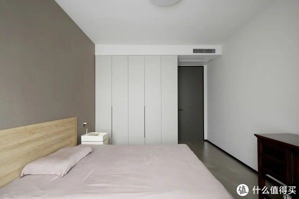 卫浴|绝！5口之家0杂物，只靠1扇门实现卫浴三分离