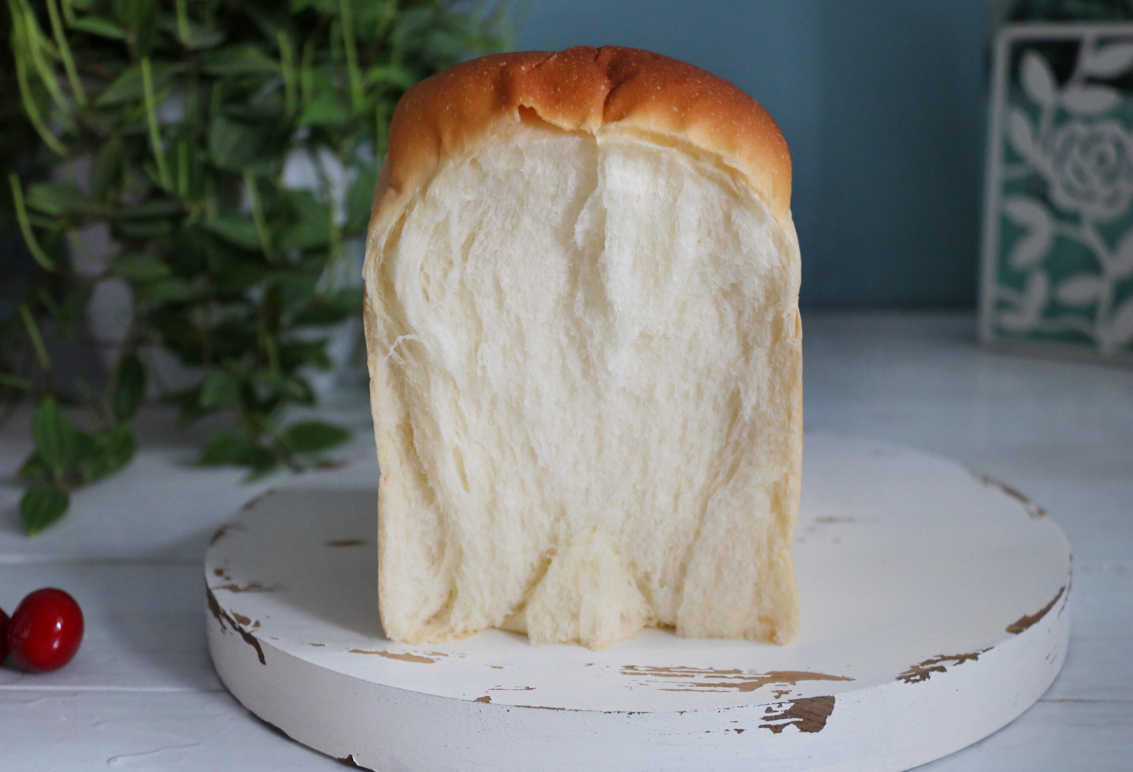 想吃面包不用买，学会1次发酵的手撕吐司，一次做两个也不费事了