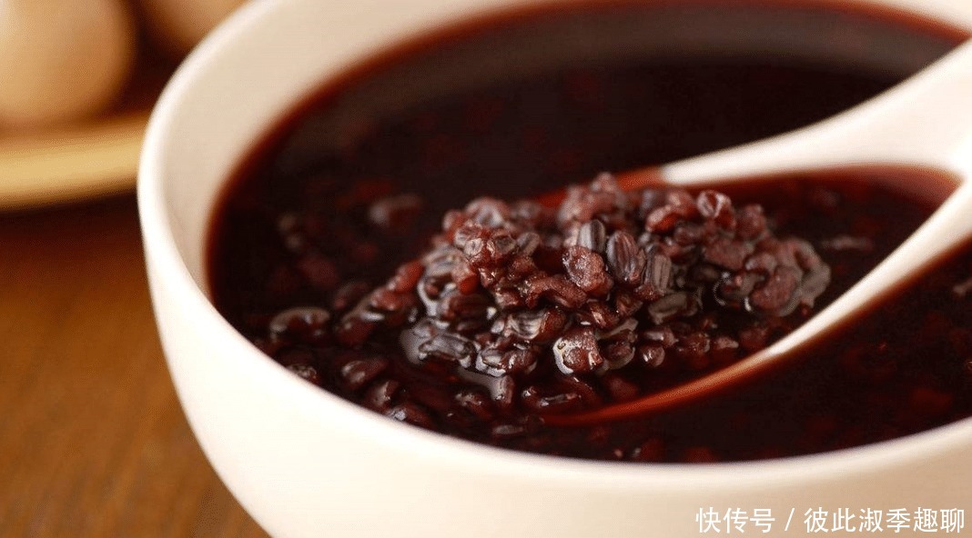 黑米用水泡一泡掉色了,是因为这是假黑米吗?