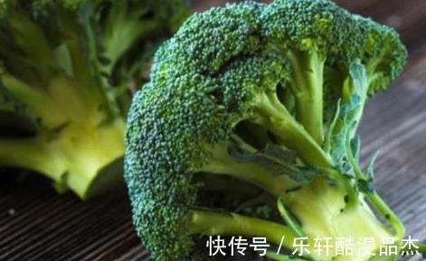 肝癌|40岁男子一天一鸭蛋，确诊肝癌，医生或比酒还上伤肝，趁早忌口