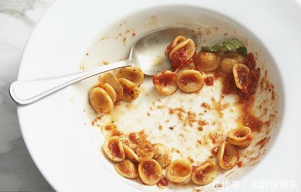 晚餐有七不碰！晚餐吃错了，疾病就会找上身来