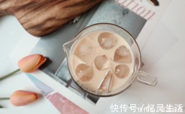 奶茶|天热来杯冰镇奶茶吧,成本3块钱不到太省了比咖啡柔软,清爽