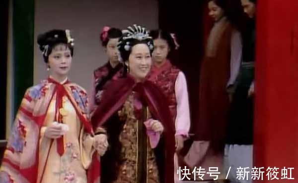 薛蟠&黛玉进贾府,和宝钗进贾府,有什么区别?不止迎接不迎接这么简单