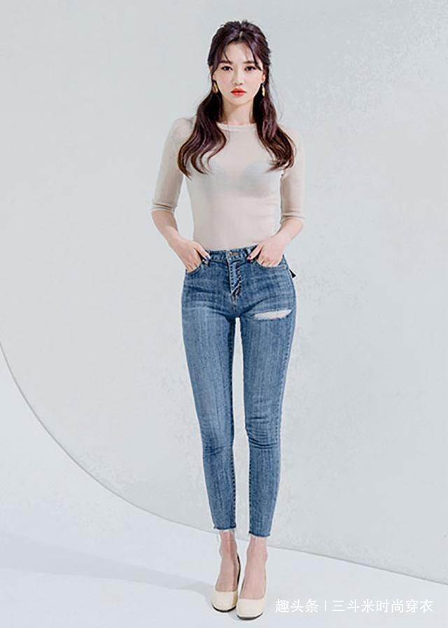 高跟鞋 牛仔裤穿出清爽感觉,自然随意穿着舒适,长腿清新自然迷人!
