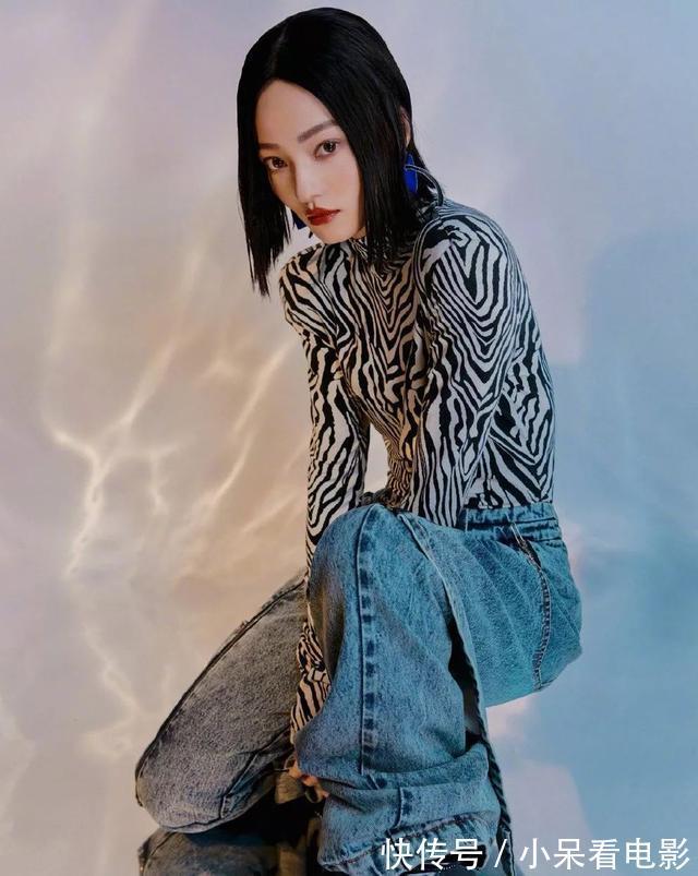 童颜|张韶涵肖战也太默契了!37岁的她少女颜漫画腿不输90后小花······