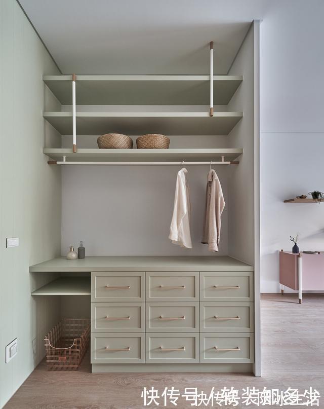 层架|一家三口住在这素雅别致的环境中,真令人羡慕,这是怎么装饰的呢