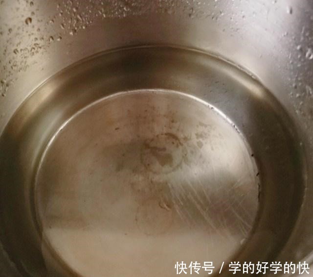 南瓜小米粥,粘稠又美味!