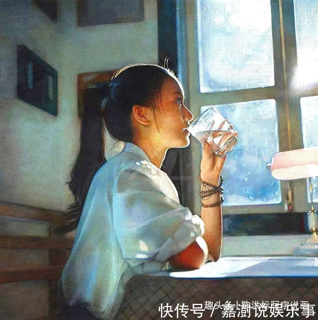 陈洪标#清华美院“女男神”PK冷军,用一支铅笔画人体,比照片还逼真细腻