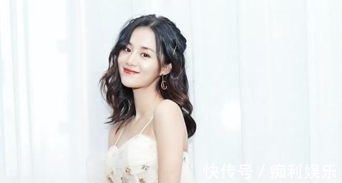 发型 发量多的女生,尽量别留这几种发型,显老还没气质!