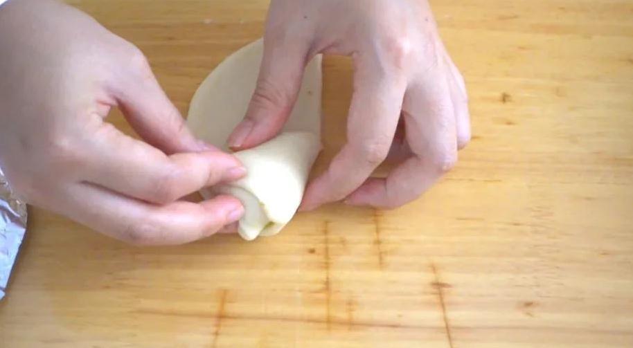 如何自制土耳其酥？无需发酵，酥皮可卷万物，高颜值美味