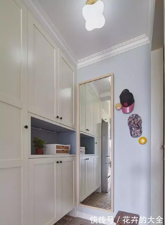 储物|70平米小户型,全屋简洁清爽又雅致,到处都打满了柜子,储物超强