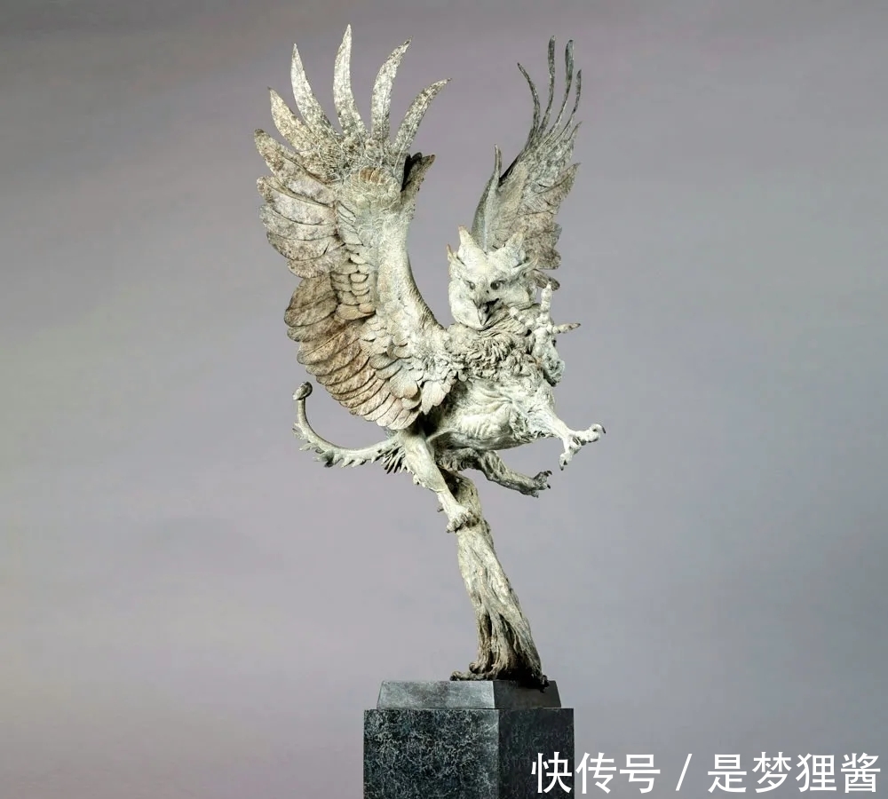 形象派!细致到肌肤纹理的动物雕塑大师