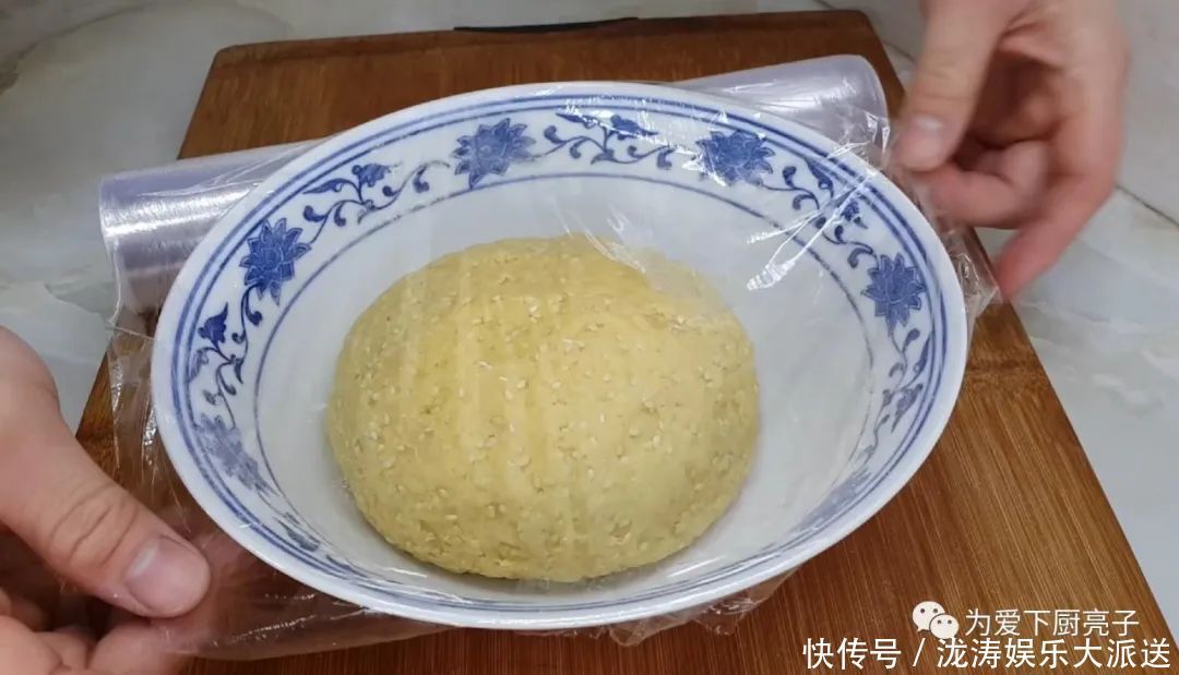 不用|面粉别蒸馒头了,不用烙不用烤,比麻花香甜好吃,学会自己当老板