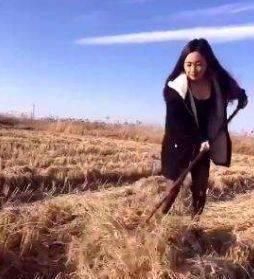 22岁产妇顺产后第二天洗澡,夜里感觉有被虫咬,打开灯后喊救命