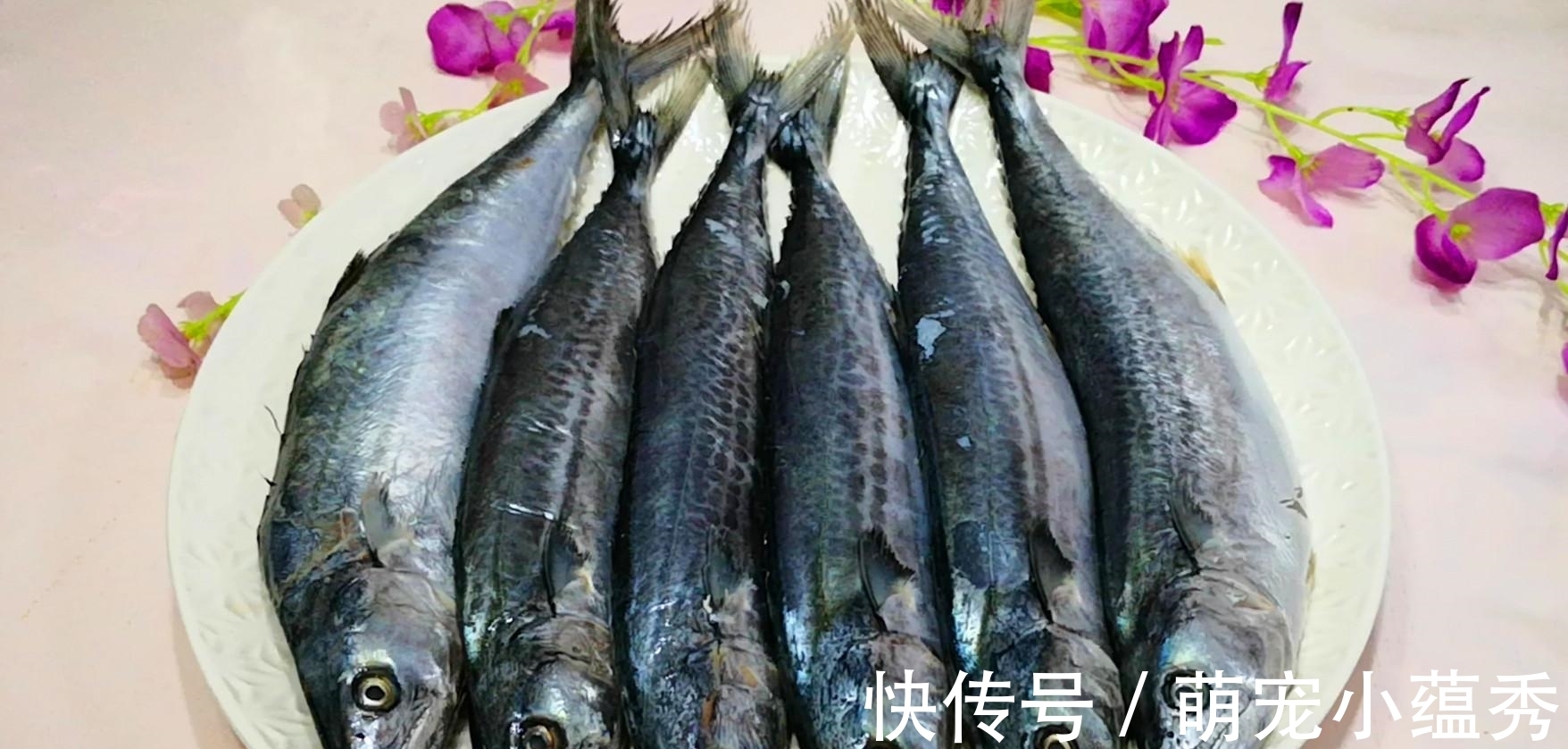 不管炖啥鱼，都别用料酒和醋去腥，教你正确做法，鱼肉鲜香不腥气