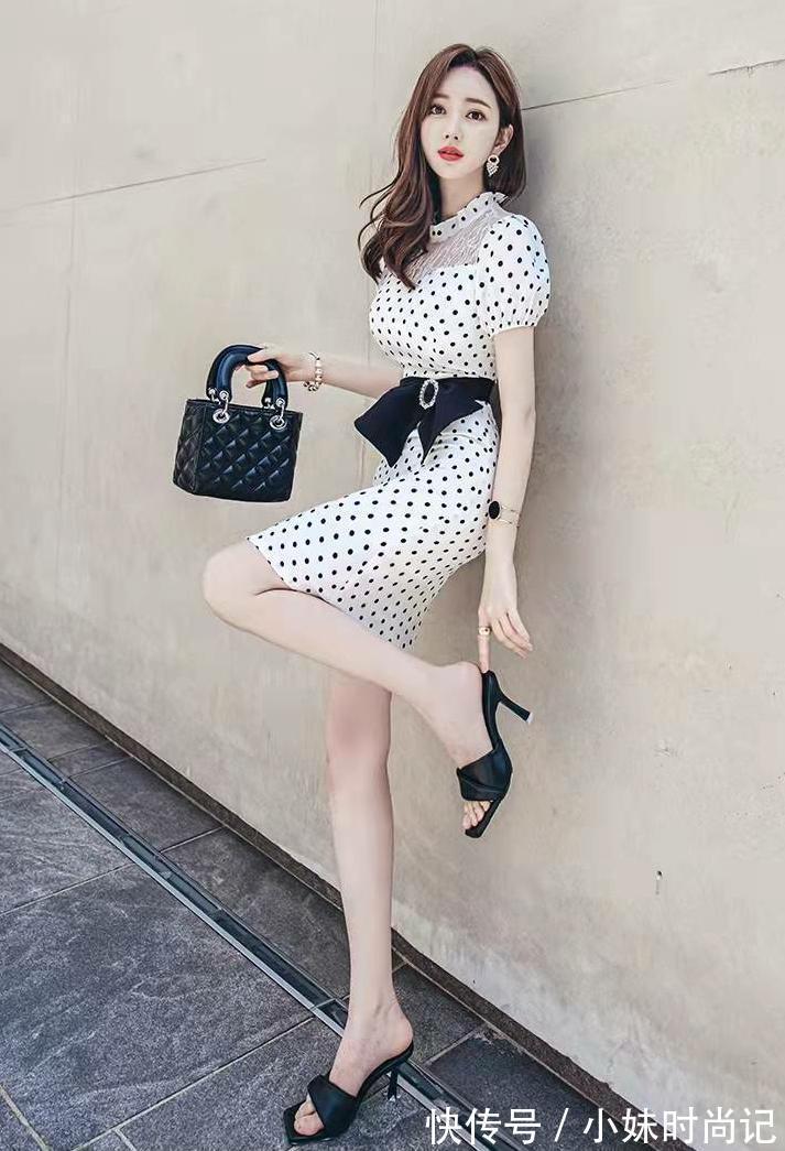 包臀裙|款白色波点蝴蝶结镂空气质连衣裙,收腰显瘦可爱甜美