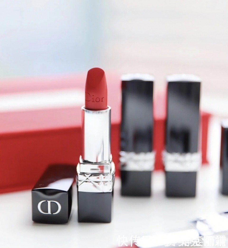 颜色|如果你没有这4支,别再说自己是“口红控”了,显白气质不可复制