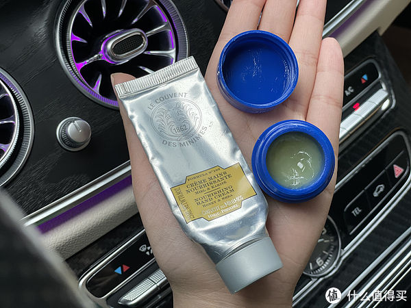 奔驰|90后打工人EDC,20+凭什么开奔驰