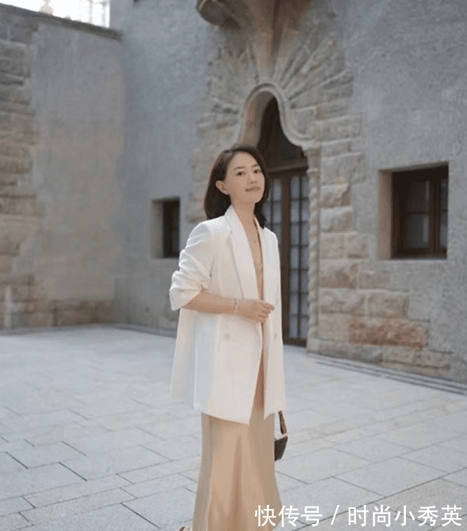 高跟鞋 今年超流行的“九分穿衣法”,适合初春穿搭,做个精致的女人