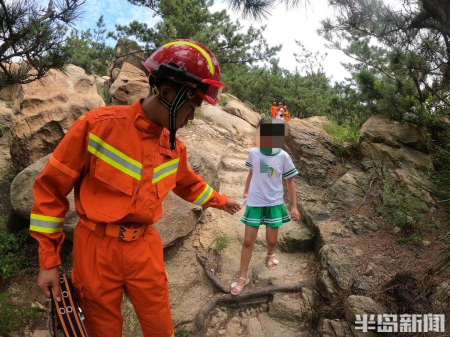 女子|平度两女子带3名儿童爬山游玩，下山时迷路，幸亏……