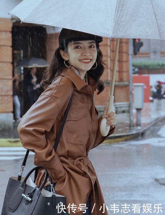 三木太会穿了!把烂大街的“驼色大衣”穿得气质高级,满满大牌范