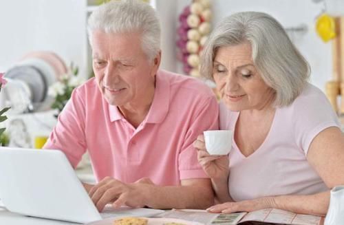 50岁后,这4个特征若你都有,值得恭喜,多半是长寿体质