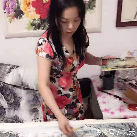 美术家协会#马丽君——天生爱丹青,丽质更擅美,腹有诗书气自华,最具潜质实力派女画家