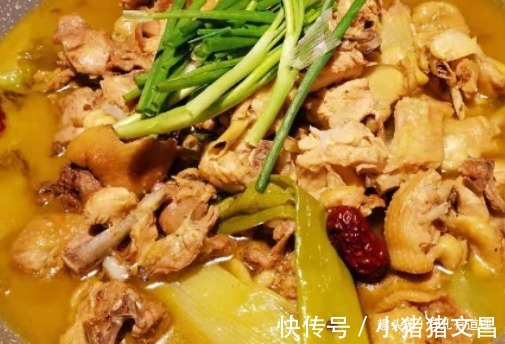 味道鲜美，香气扑鼻，比酸菜鱼还好吃，我家常吃的家常菜