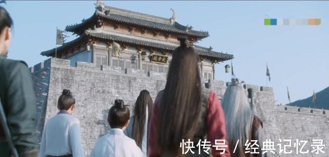 白帝$《雪中悍刀行》王仙芝的真实身份是什么?为何他就是最强的呢?