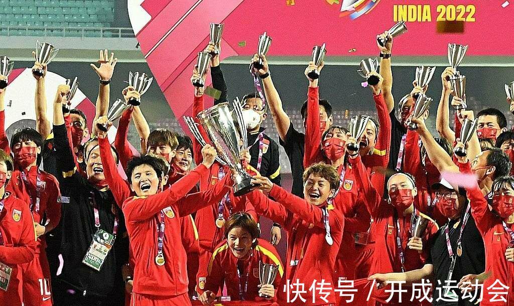 中国男足|隔离期女足坚持训练,男足不见人,官媒:这是女足精神!你怎么看