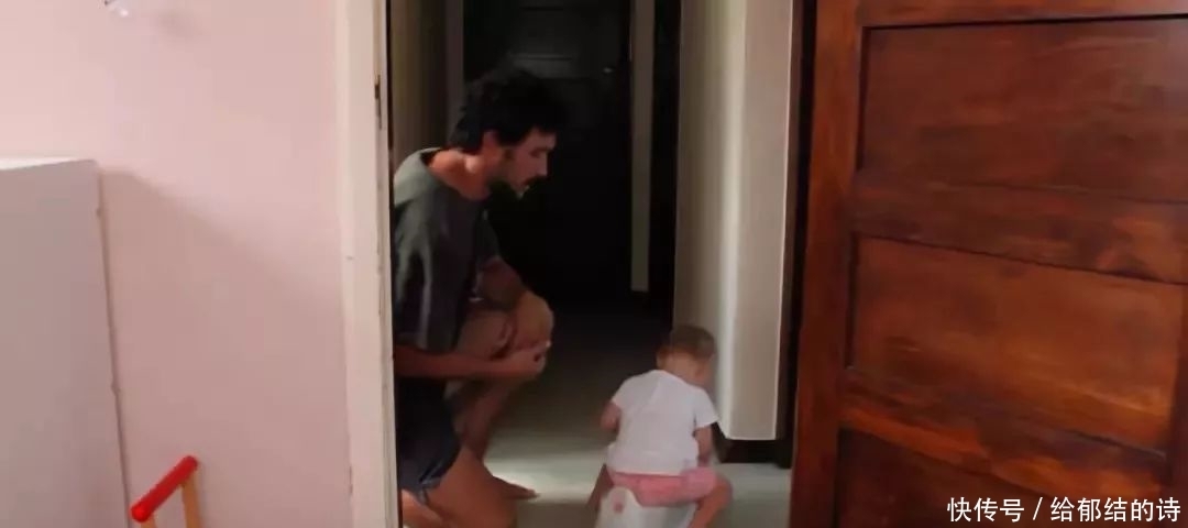 妈妈们|不要让男人单独带娃，因为画面太美了