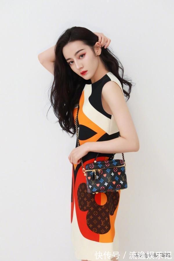 刘海|丸子头已经不流行了,今年这5种发型是真火,简单大方显脸小