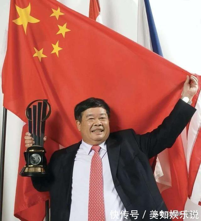 任正非|网友：中国只有两个企业家：一个任正非，一个曹德旺，剩下叫其他