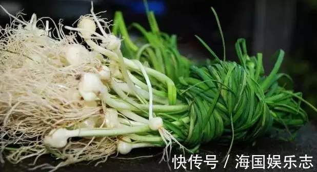 喝牛奶|喝牛奶加一点它，效果胜过安眠药，驱肝火养精力，失眠的人要多吃