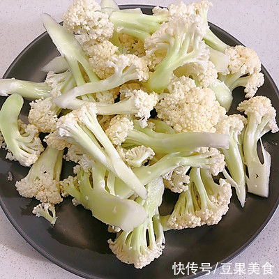 花菜|用家常炒花菜 可以勾住家人的胃