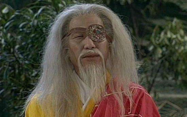 黄衫女子&倚天中,此人是黄衫女亲哥,武功吓蒙张三丰,有一绝技无人能及!