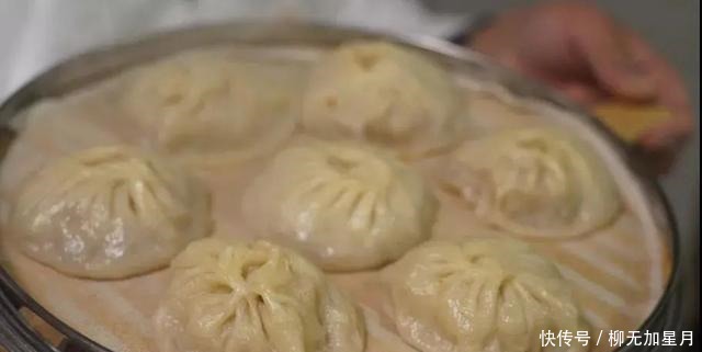 深夜食堂丨家乡的灌汤小笼包