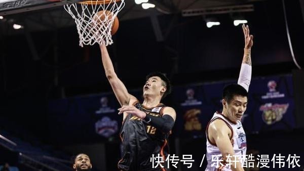 萨林杰|复仇之战!辽篮难挡深圳!萨林杰无惧对抗韩德君!顾全阻击张镇麟