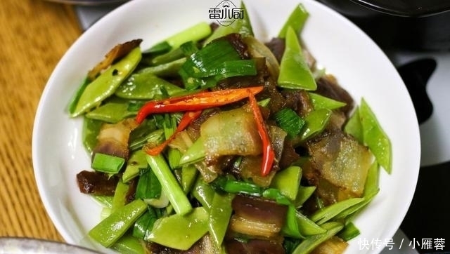  家人团聚，我做了8菜1汤，这桌菜无法估价，有钱也难买到