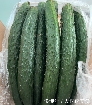 买黄瓜时,挑直的还是弯的?老菜农:牢记这5点,就不会买错了