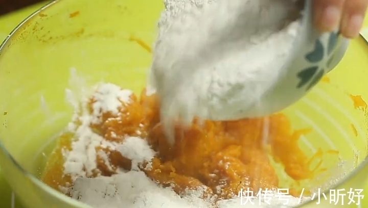 做法|3分钟学会南瓜新做法，香甜软嫩不粘牙，比果冻还Q弹，一看就会