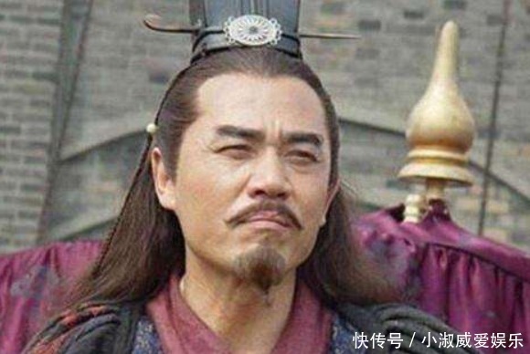 告老还乡|朱元璋宴请功臣后，刘伯温马告老还乡，只因杯底刻了四个字