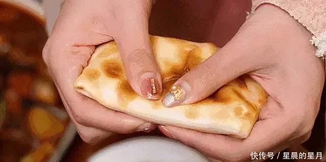 新疆人|新疆美食|看了羊肉的100种吃法,我的眼泪从嘴角流了出来