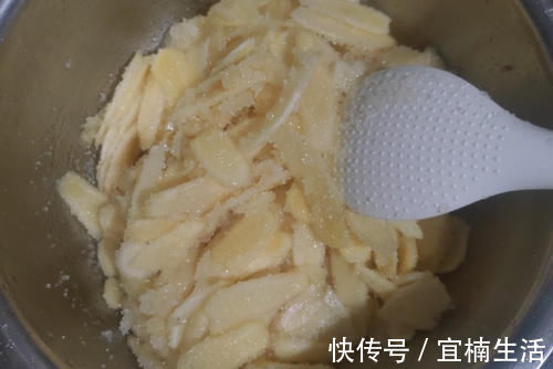 冬天必备小零食,手脚冰凉就吃它,每天来两块,驱寒暖胃顺利过冬