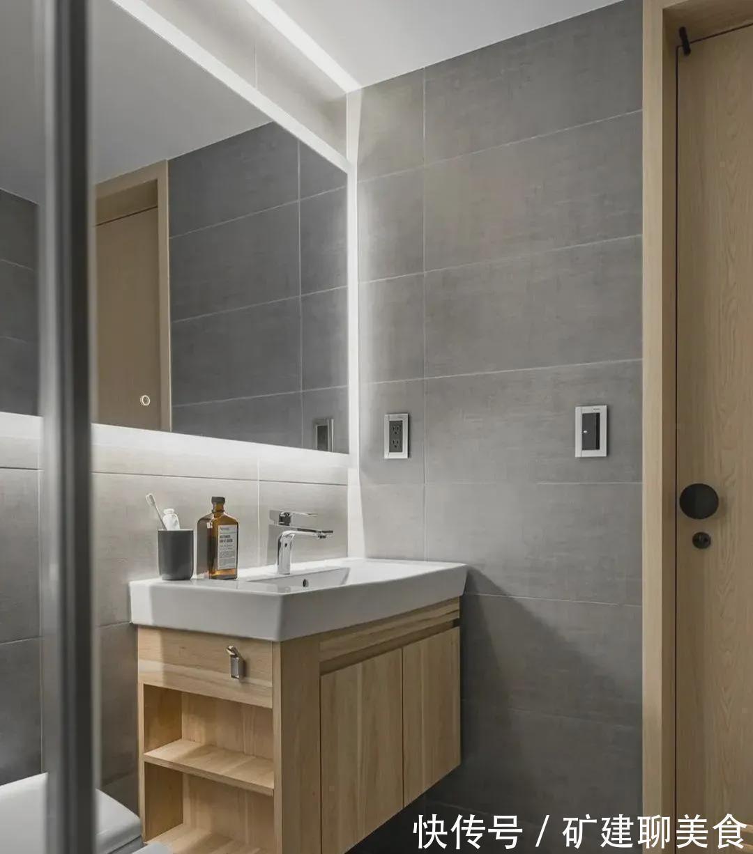 黑铁|套内仅73㎡,全屋堪称“教科书式”装修,日子过得清爽又干净!