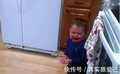 儿子|爸爸哄2岁儿子,称给宝宝买个妹妹,小男孩的反应绝了