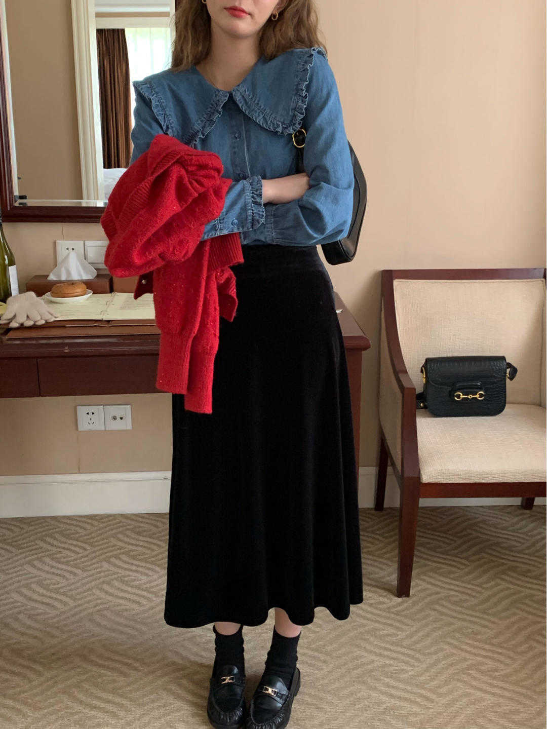 衬衫儿 谁能拒绝娃娃领衣服的魅力呐?用它做内衬,就是赢在起跑线上了