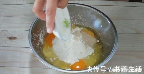 面包|教你面包最简单的做法,不用烤箱不用蒸,暄软拉丝,再也不用买了