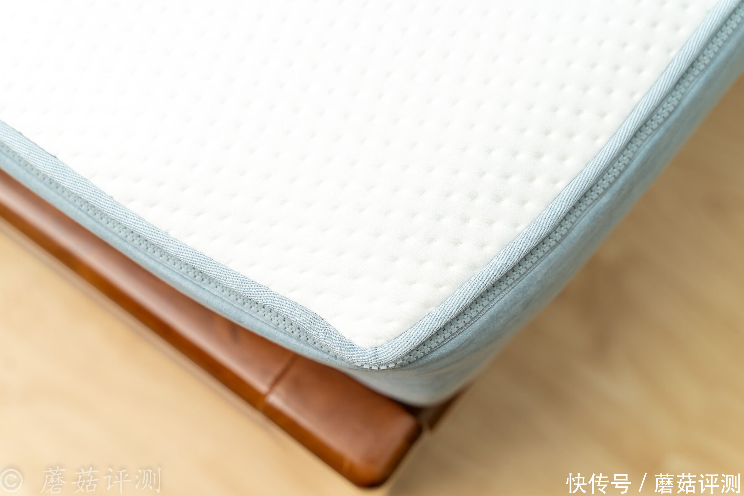 床垫|软硬兼具,好睡舒适、网易云舒零压感软硬两用弹簧床垫 体验评测